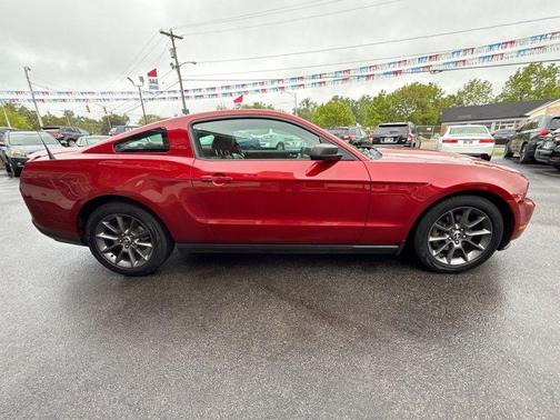 2011 Ford Mustang V6 Premium