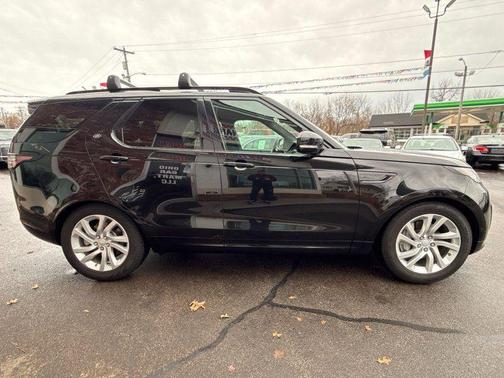 2020 Land Rover Discovery Landmark