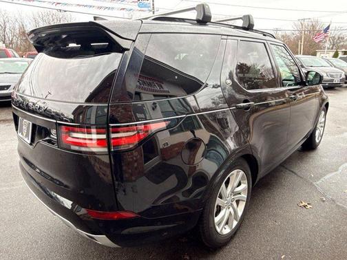 2020 Land Rover Discovery Landmark