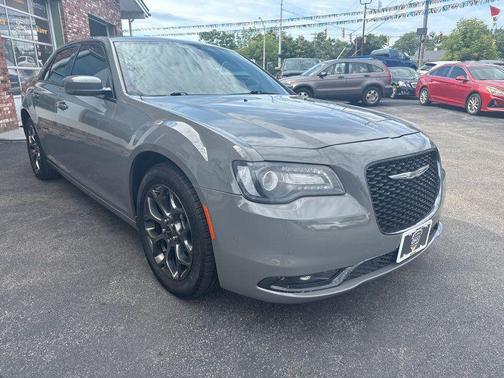 2017 Chrysler 300 S