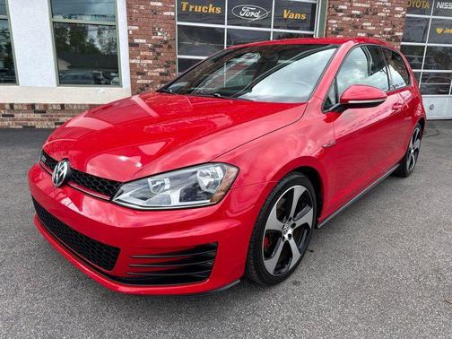 2015 Volkswagen Golf GTI 2.0T S 2-Door
