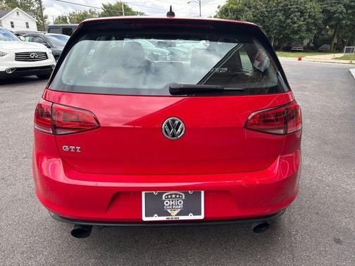 2015 Volkswagen Golf GTI 2.0T S 2-Door