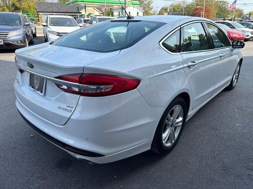 2018 Ford Fusion Hybrid SE