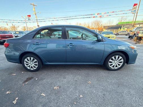 2013 Toyota Corolla LE