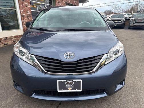 2013 Toyota Sienna LE
