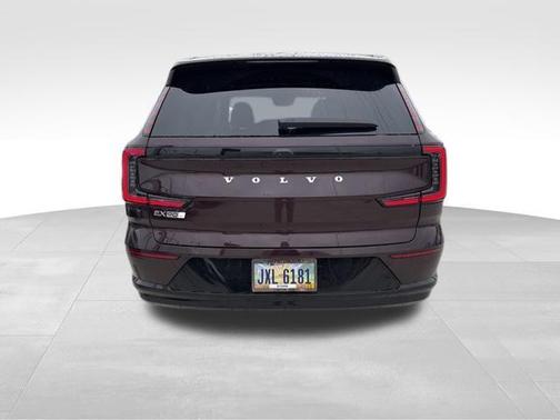 2025 Volvo EX90 Twin Motor Performance Ultra 6-Seater