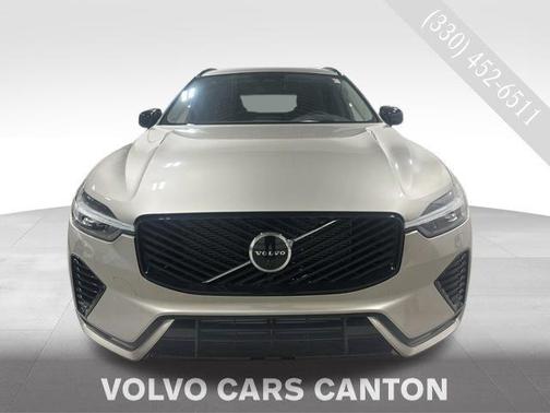 Bright 2026 Volvo XC60 Plug-In Hybrid T8 Ultra