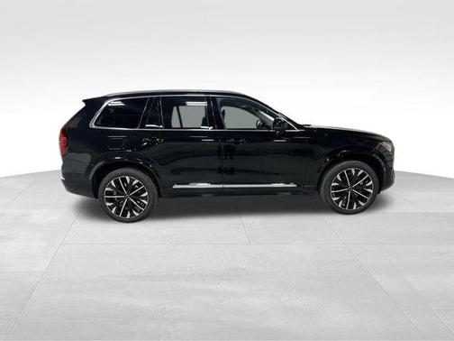 2026 Volvo XC90 B6 Ultra 7-Seater