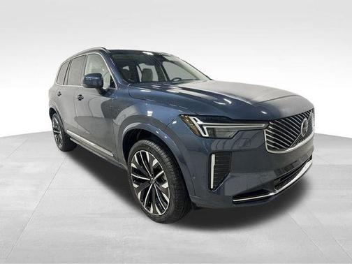 Blue 2026 Volvo XC90 B6 Ultra 7-Seater