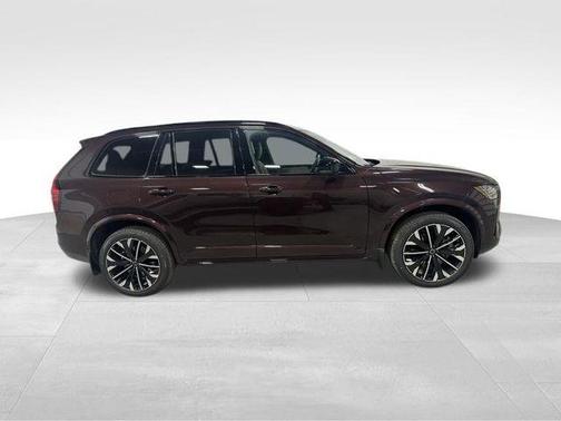 2026 Volvo XC90 Plug-In Hybrid T8 Ultra Dark Theme 6-Seater