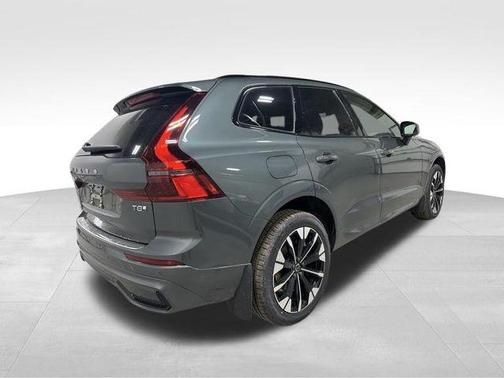 2026 Volvo XC60 Plug-In Hybrid T8 Ultra