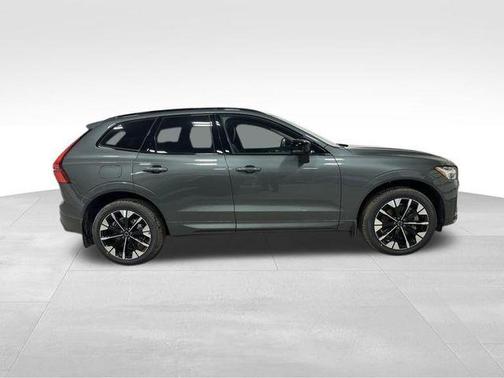 2026 Volvo XC60 Plug-In Hybrid T8 Ultra