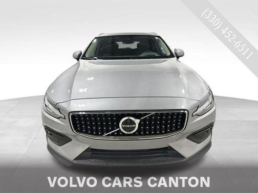 Blue 2026 Volvo V60 Cross Country B5 Ultra
