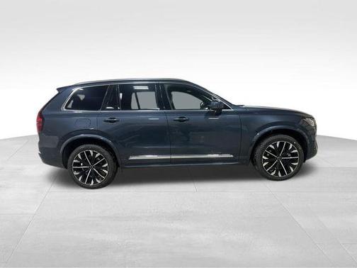 2026 Volvo XC90 B6 Plus 6-Seater