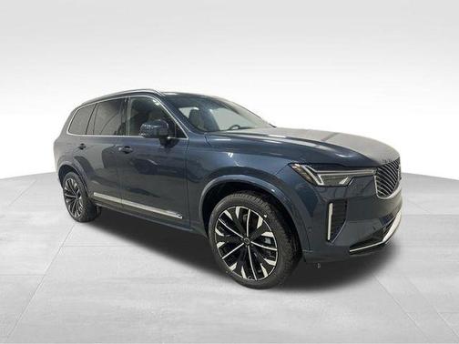 2026 Volvo XC90 B6 Plus 6-Seater