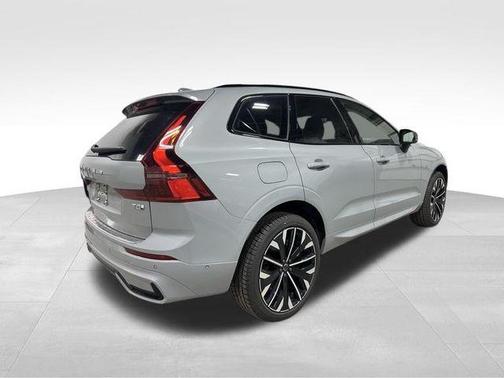 2026 Volvo XC60 Plug-In Hybrid T8 Ultra