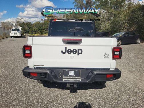 2026 Jeep Gladiator Willys 4x4