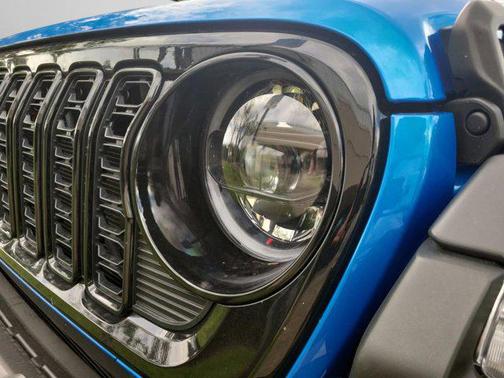 2025 Jeep Wrangler 4xe Willys