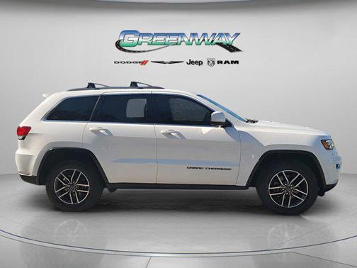2020 Jeep Grand Cherokee Laredo
