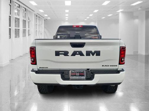 2025 RAM 2500 Big Horn Crew Cab 4x4 6'4' Box