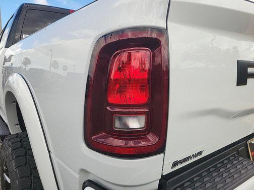2025 RAM 2500 Big Horn Crew Cab 4x4 6'4' Box