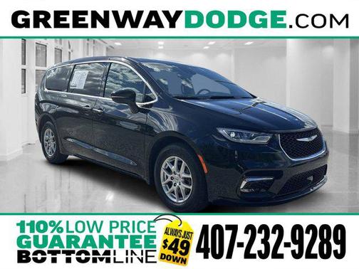2024 Chrysler Pacifica Touring