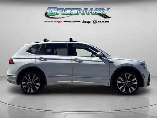 Pure White 2021 Volkswagen Tiguan 2.0T SEL R-Line 4MOTION