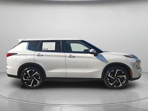 2022 Mitsubishi Outlander ES 2.5 S-AWC