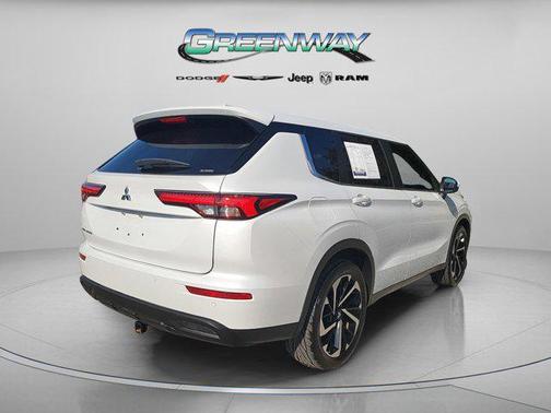 2022 Mitsubishi Outlander ES 2.5 S-AWC