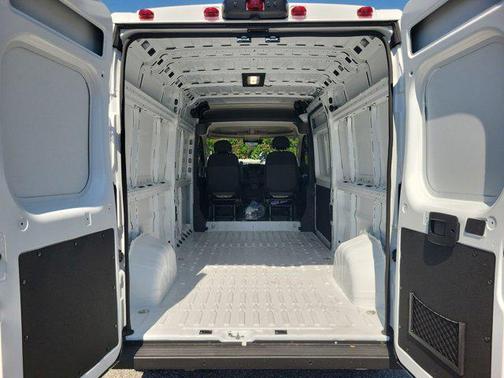2026 RAM ProMaster 2500 Tradesman
