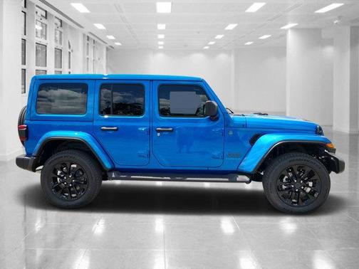 2025 Jeep Wrangler 4xe Sahara