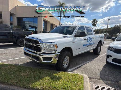 2021 RAM 2500 Tradesman Crew Cab 4x4 6'4' Box