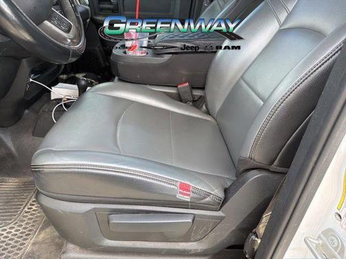 2021 RAM 2500 Tradesman Crew Cab 4x4 6'4' Box