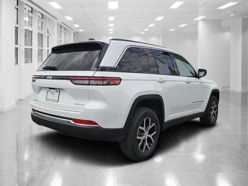 2025 Jeep Grand Cherokee Limited X