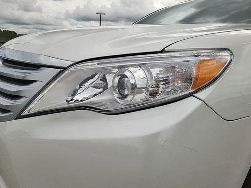 2011 Toyota Avalon Limited