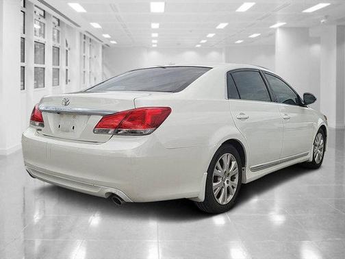 2011 Toyota Avalon Limited