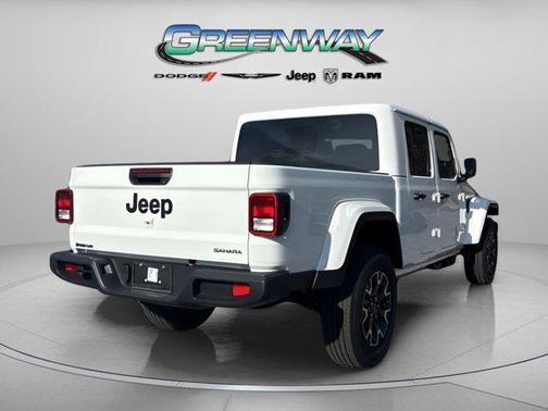 2026 Jeep Gladiator Sahara 4x4