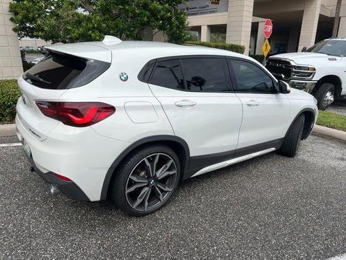 2022 BMW X2 sDrive28i