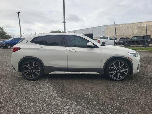 2022 BMW X2 sDrive28i