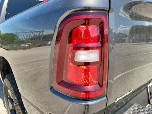 2025 RAM 1500 Warlock Crew Cab 4x4 5'7' Box
