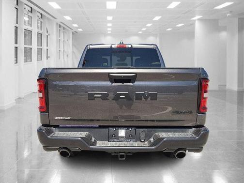 2025 RAM 1500 Warlock Crew Cab 4x4 5'7' Box