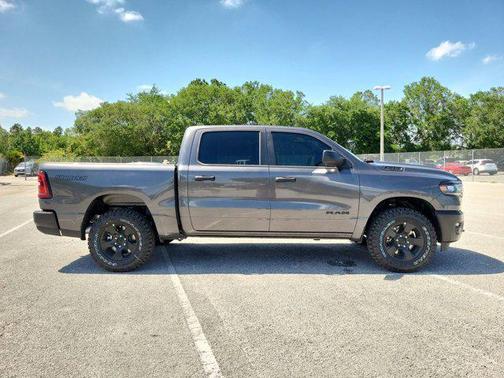 2025 RAM 1500 Warlock Crew Cab 4x4 5'7' Box
