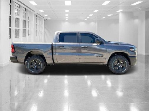2025 RAM 1500 Warlock Crew Cab 4x4 5'7' Box