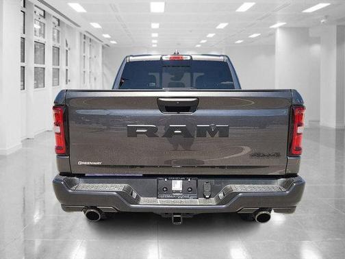 2025 RAM 1500 Warlock Crew Cab 4x4 5'7' Box