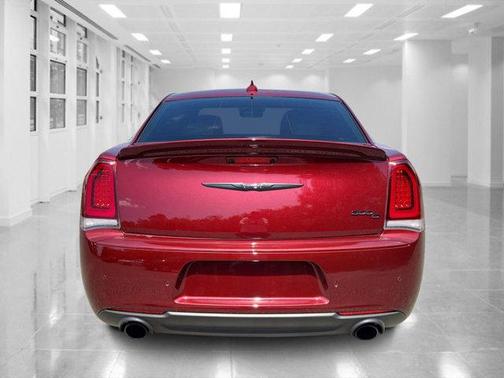 2023 Chrysler 300 C