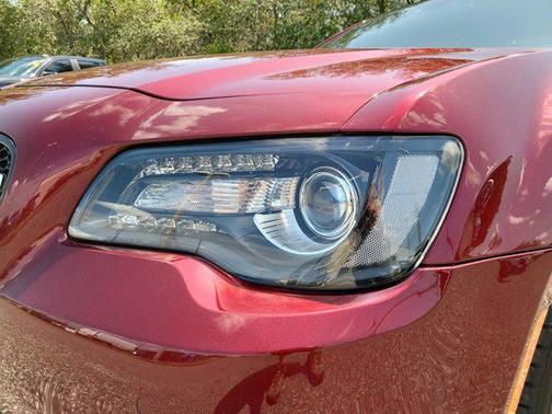 2023 Chrysler 300 C