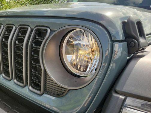 2025 Jeep Wrangler 4xe Sport S