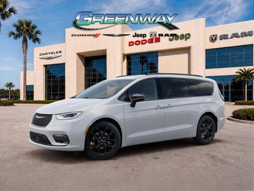 Bright White Clearcoat 2026 Chrysler Pacifica Limited