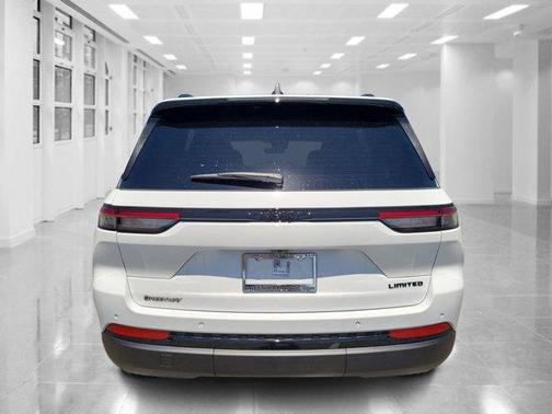 2025 Jeep Grand Cherokee Limited X