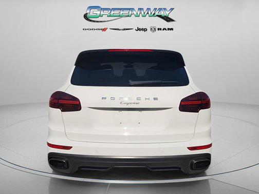 2016 Porsche Cayenne Cayenne